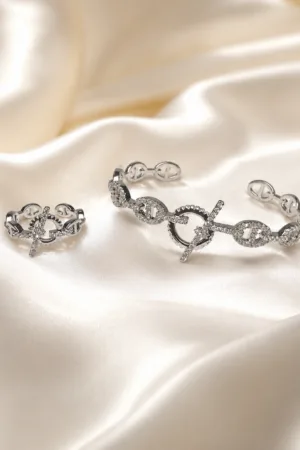 Zeiya jewelry collection – detail view