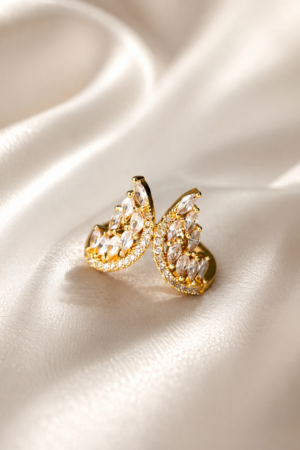 Zeiya Aurelia Crystal Leaf Ring